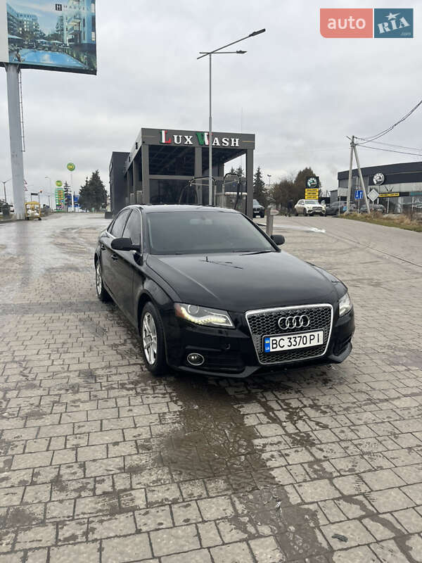 Audi A4 2011