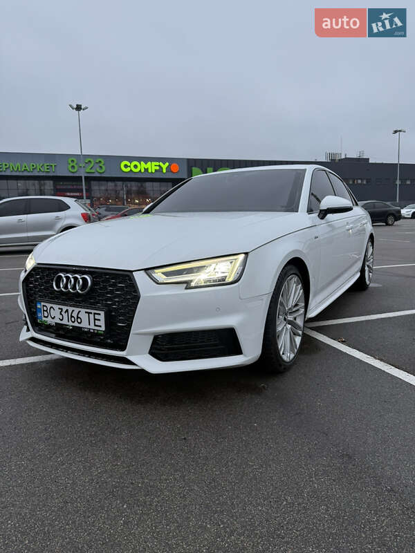 Седан Audi A4 2017 в Киеве