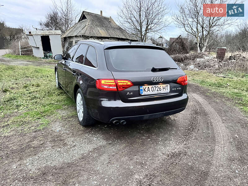 Седан Audi A4 2011 в Білій Церкві