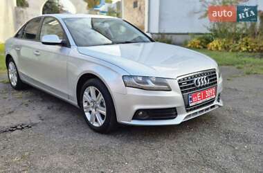 Седан Audi A4 2010 в Дубно