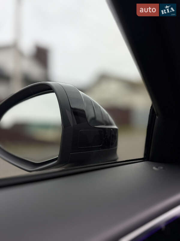 Универсал Audi A4 2021 в Киеве