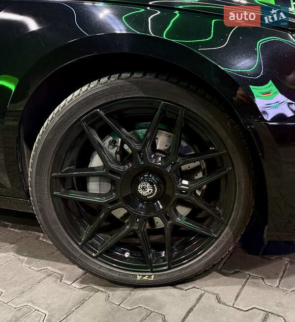 Седан Audi A4 2016 в Дніпрі