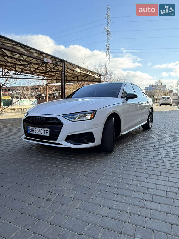 Седан Audi A4 2021 в Одесі