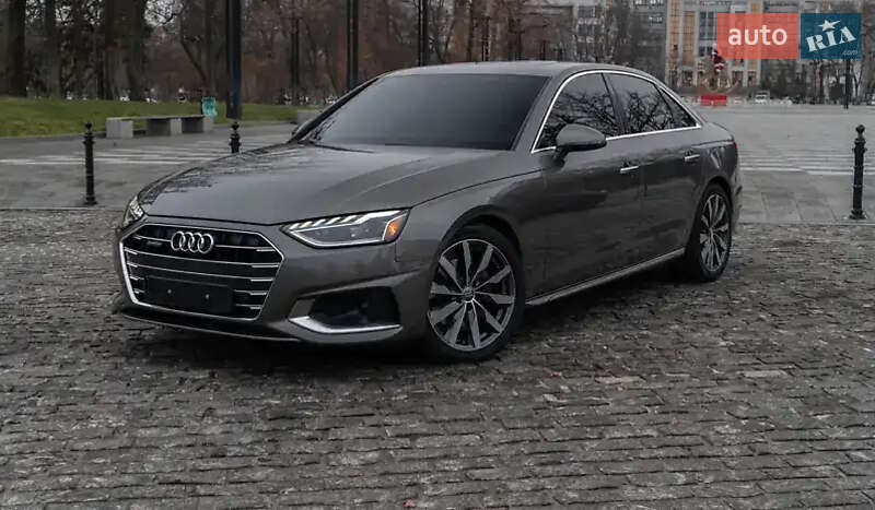 Седан Audi A4 2020 в Львове