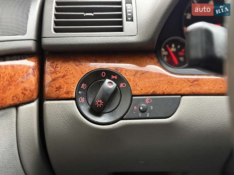 Седан Audi A4 2001 в Киеве