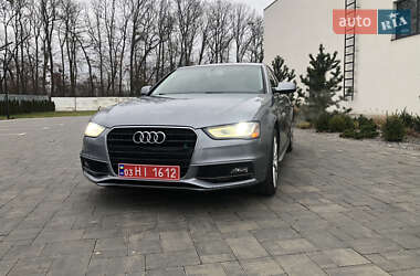 Седан Audi A4 2015 в Луцке