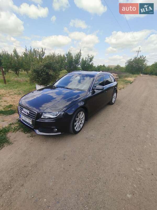 Универсал Audi A4 2010 в Умани