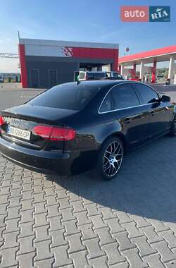 Седан Audi A4 2009 в Чернівцях