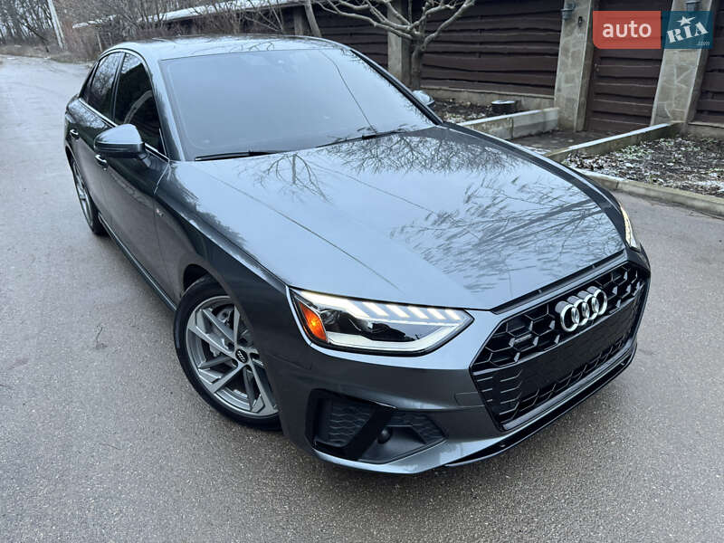 Седан Audi A4 2020 в Києві