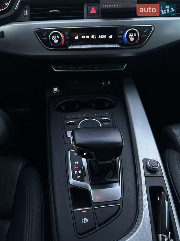 Седан Audi A4 2018 в Тернополі