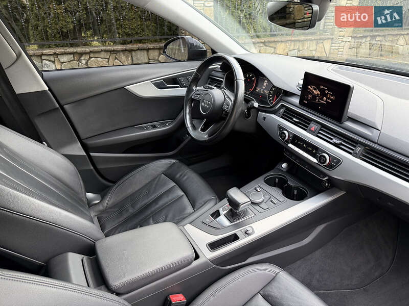 Седан Audi A4 2016 в Надвірній