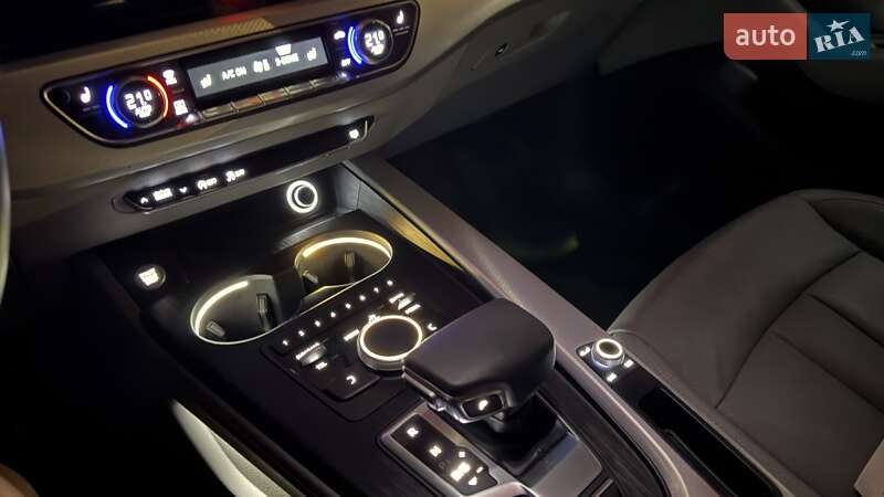 Седан Audi A4 2017 в Киеве фото 25 Седан Audi A4 2017 в Киеве
