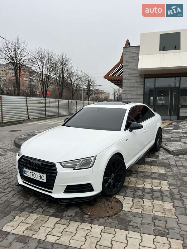 Седан Audi A4 2016 в Днепре