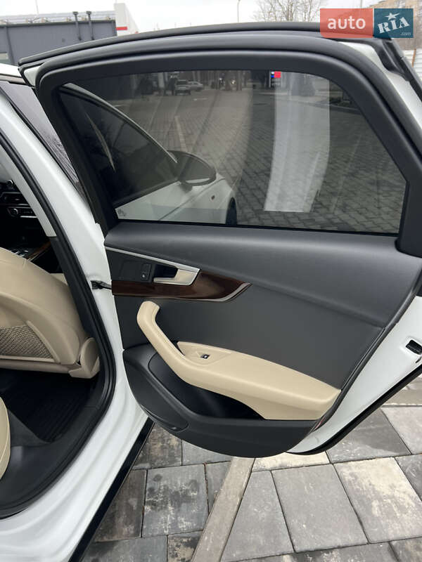 Седан Audi A4 2016 в Днепре