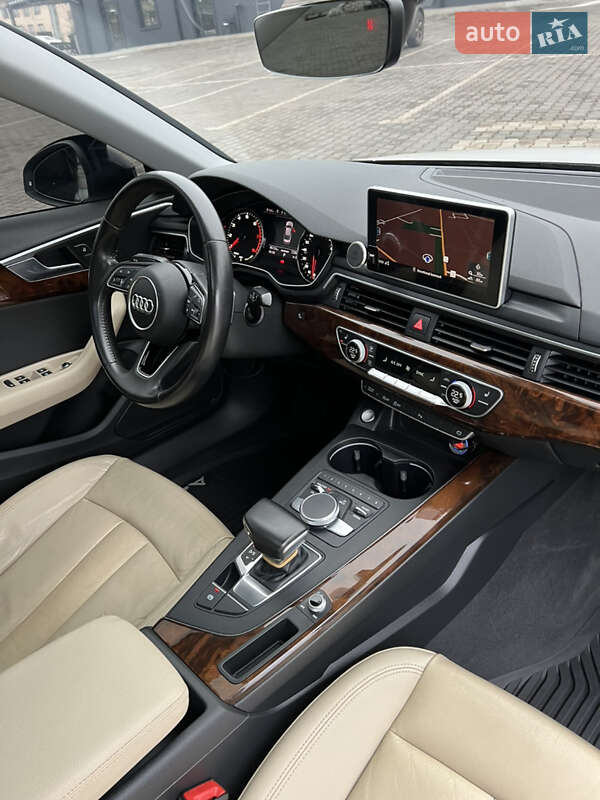 Седан Audi A4 2016 в Днепре