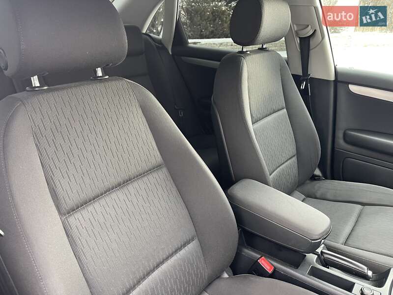 Седан Audi A4 2006 в Харькове