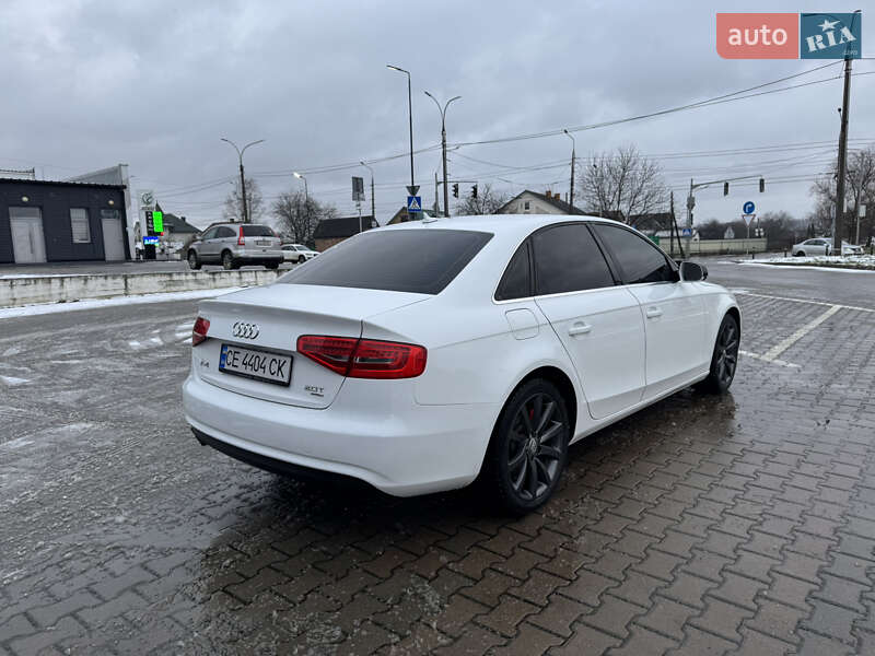 Седан Audi A4 2012 в Черновцах