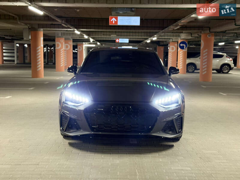 Седан Audi A4 2021 в Киеве