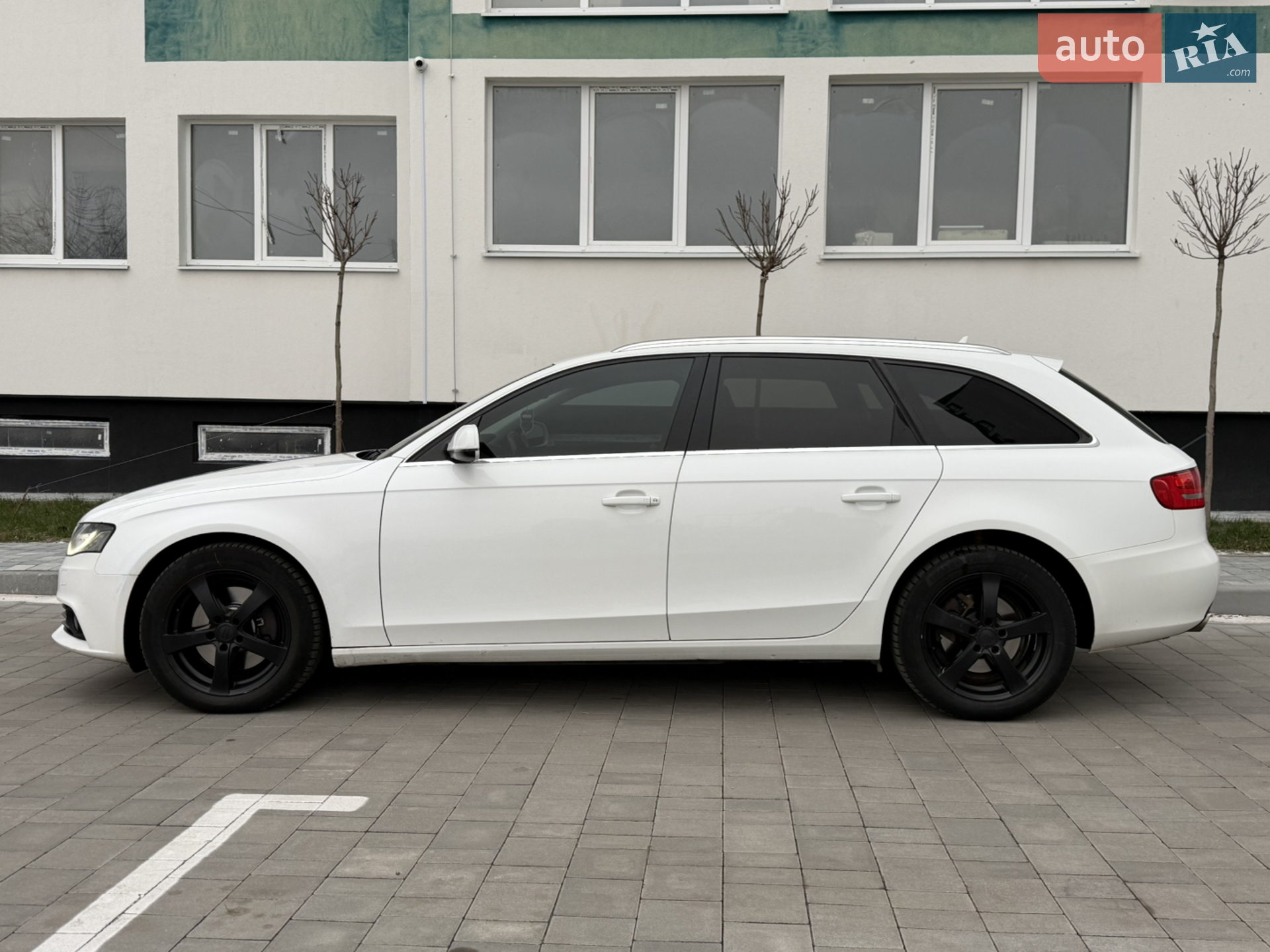 2010 Audi A4 - мініатюра 6