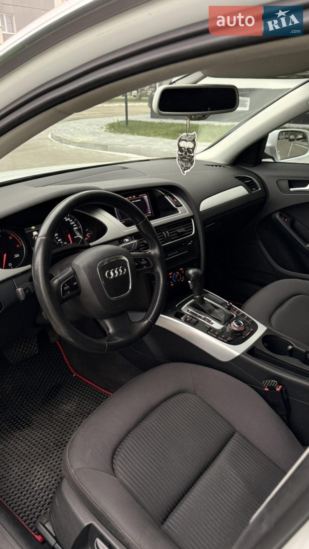2010 Audi A4 - мініатюра 14