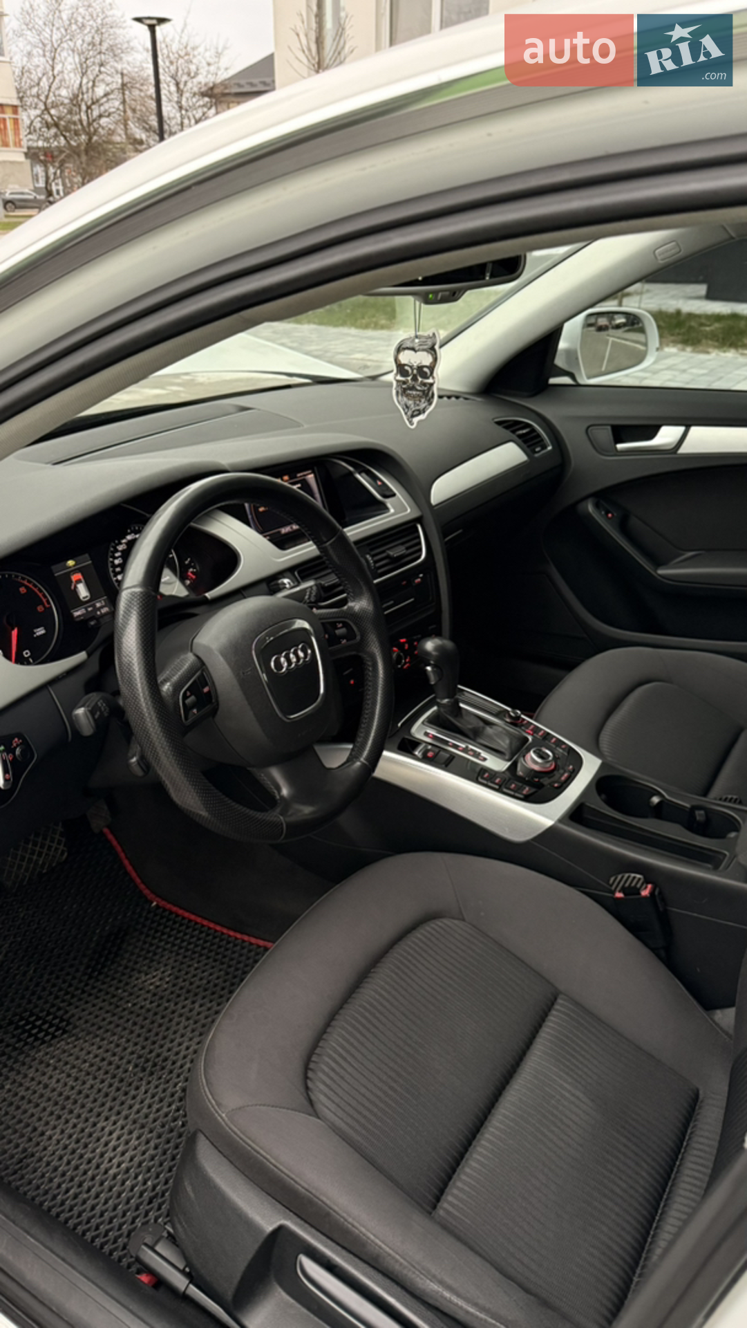 2010 Audi A4 - мініатюра 15