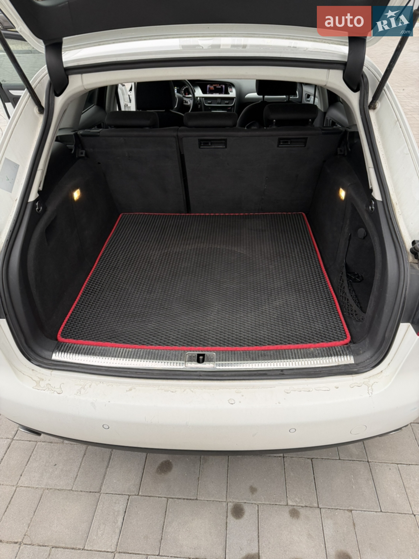 2010 Audi A4 - мініатюра 29