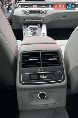 Седан Audi A4 2017 в Киеве