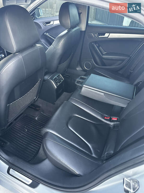 Седан Audi A4 2012 в Києві фото 27 Седан Audi A4 2012 в Києві