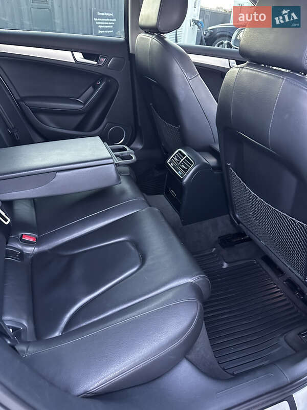 Седан Audi A4 2012 в Києві фото 36 Седан Audi A4 2012 в Києві