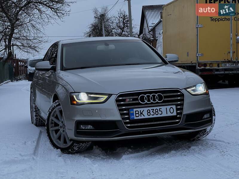 2014 Audi A4, VIN WAUFFAFL8EN041905:plate — фото 1 (autoria)