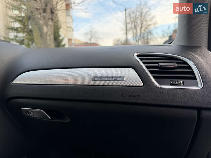 Седан Audi A4 2013 в Виннице