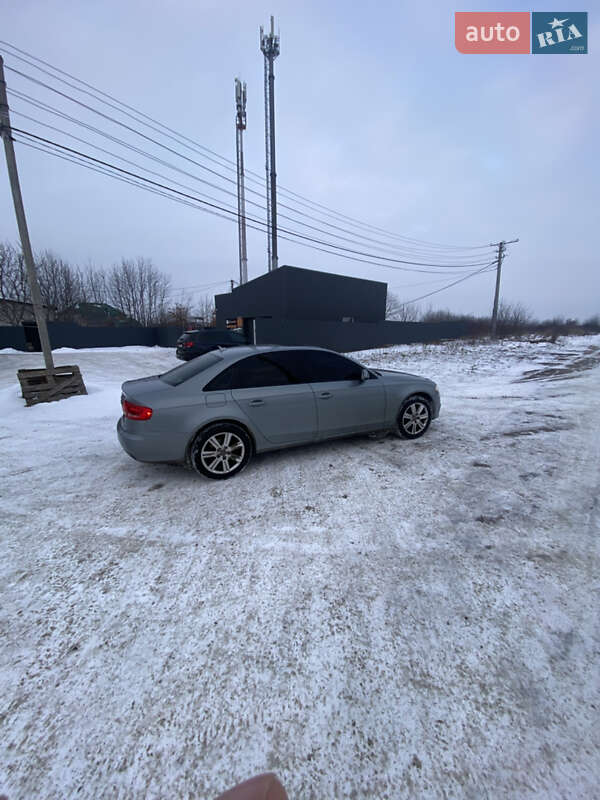Седан Audi A4 2009 в Умані