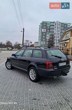Універсал Audi A4 1999 в Вараші
