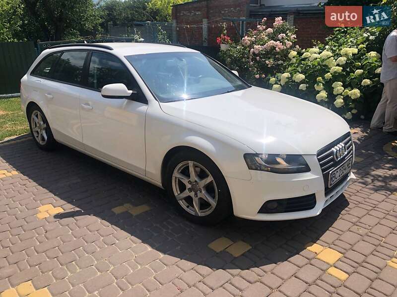 Универсал Audi A4 2011 в Самборе