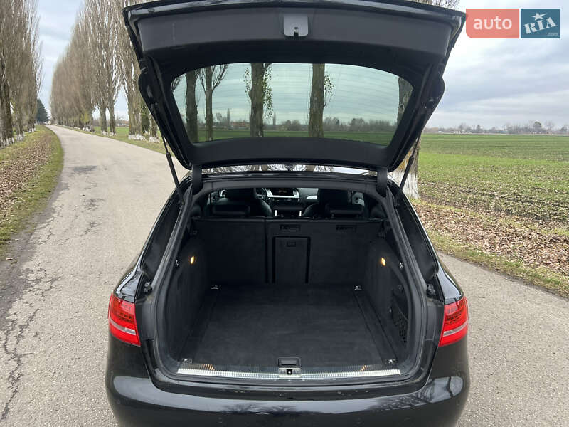 Универсал Audi A4 2010 в Луцке