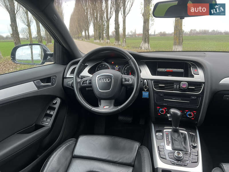 Универсал Audi A4 2010 в Луцке
