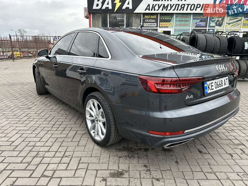 Седан Audi A4 2018 в Кривому Розі