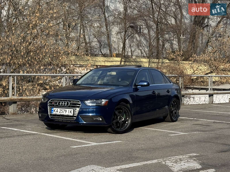 Седан Audi A4 2012 в Измаиле