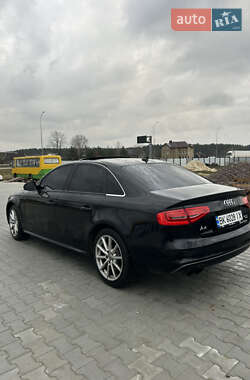 Седан Audi A4 2014 в Бродах