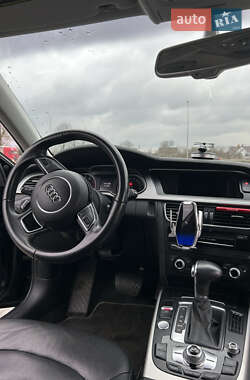 Седан Audi A4 2014 в Бродах
