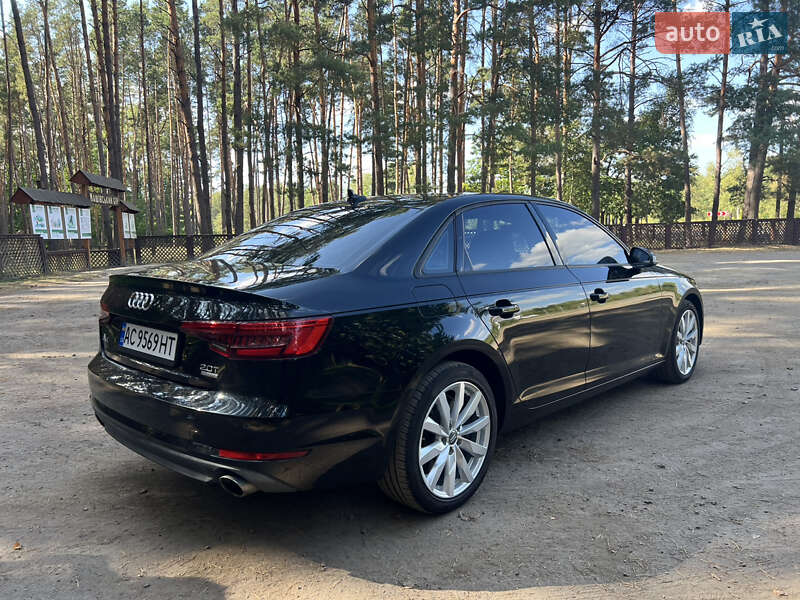 Седан Audi A4 2016 в Києві