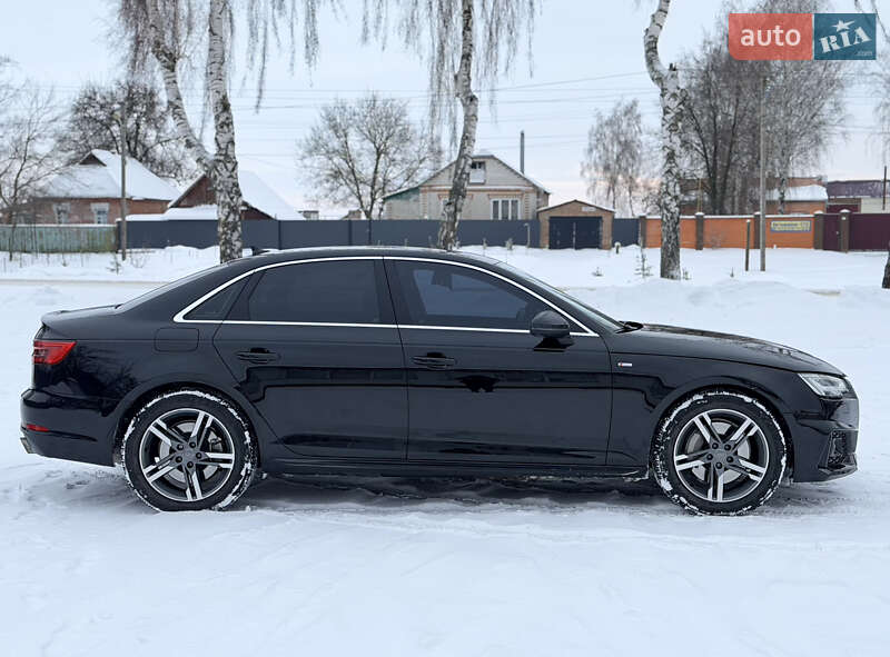Седан Audi A4 2017 в Ромнах