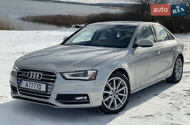 Седан Audi A4 2013 в Львові