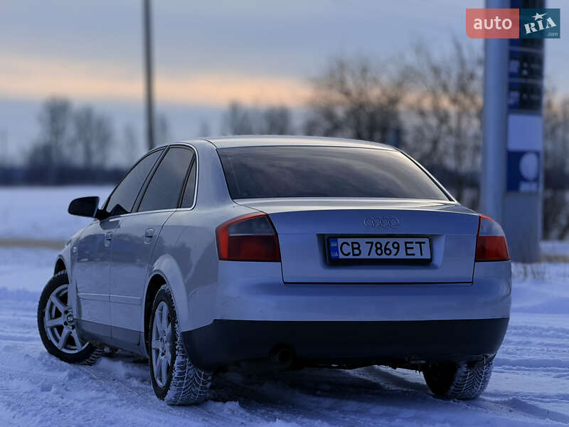 Седан Audi A4 2002 в Мені фото 6 Седан Audi A4 2002 в Мені