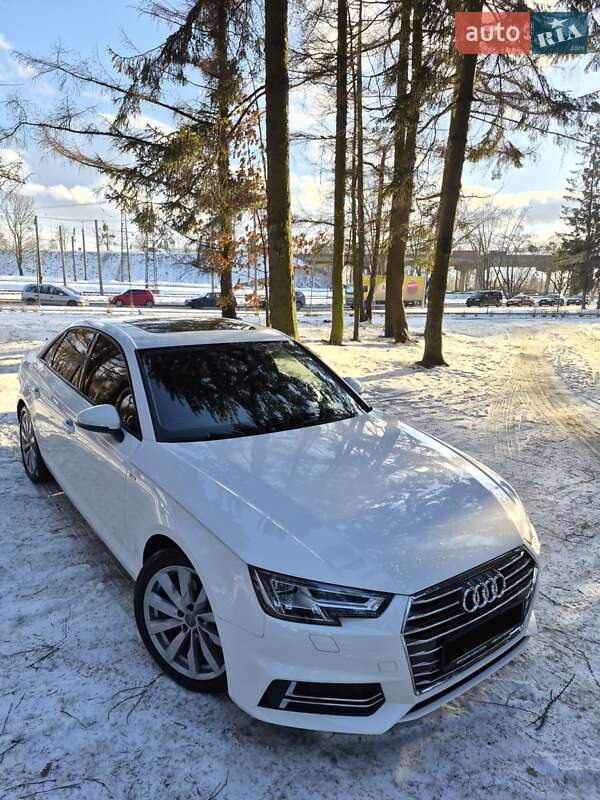 Седан Audi A4 2017 в Львові
