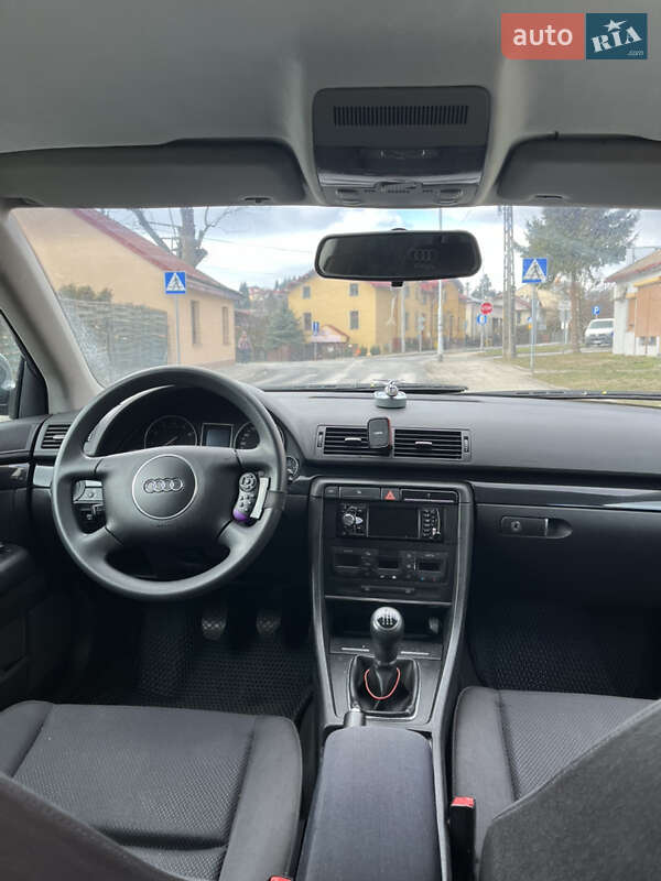 Универсал Audi A4 2003 в Ровно