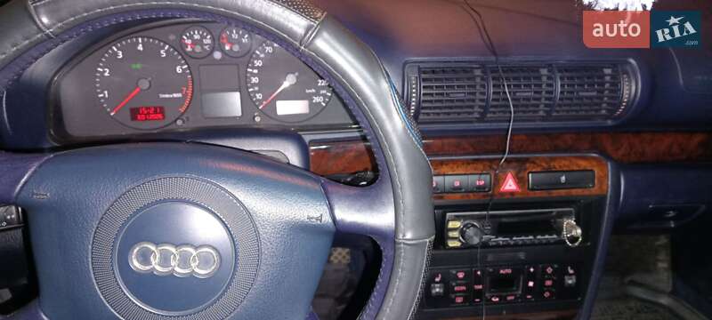 Седан Audi A4 2000 в Полтаві