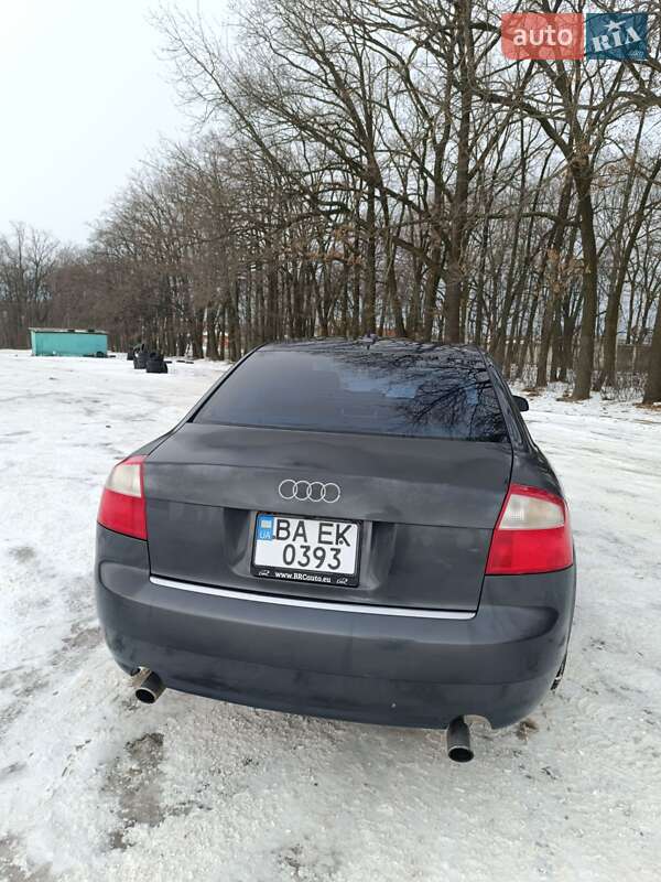 Седан Audi A4 2005 в Умані