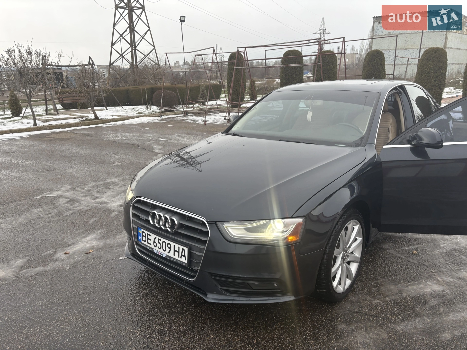 2012 Audi A4 - мініатюра 3