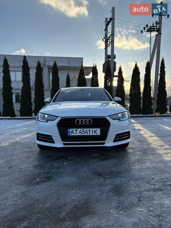 2017 Audi A4, VIN WAUGNAF4XHN062002:plate — фото 1 (autoria)
